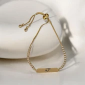 Harfe Özel 14 Ayar Altın Plakalı Dikdörtgen Motifli Zincirli Beyaz Taş Desenli Hediye Bileklik-355 thumbnail 1