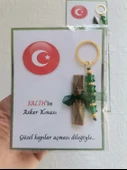 32 Adet Kişiye Özel Asker Kına Hatırası Dağıtmalık Hediyelik Yeşil Anahtarlık ve Paketlenmiş Kına thumbnail 7