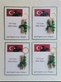 64 Adet Kişiye Özel Asker Kına Hatırası Dağıtmalık Hediyelik Yeşil Anahtarlık ve Paketlenmiş Kına thumbnail 4