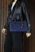 Erkan Saçmacı Lacivert Hakiki Dana Süet Fermuarlı İç Cepli Askılı Boncuk Aksesuarlı Günlük Büyük Boy Omuz Çantası - 1