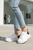 Minalya Beyaz Siyah Bağcıklı Unisex Spor Ayakkabı thumbnail 3