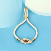 Sembole Özel Beyaz Örgü İpli 14 Ayar Altın Plakalı Bulut Motifli Hediye Bileklik-362 thumbnail 1
