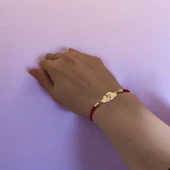 Sembole Özel Kırmızı İpek Örgülü 14 Ayar Altın Plakalı Bulut Figürlü Hediye Bileklik-364 thumbnail 1