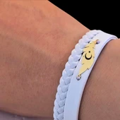 Sembole Özel Hakiki Beyaz Derili 14 Ayar Altın Plakalı Yaprak Figürlü Hediye Bileklik-376 thumbnail 3