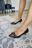 10 0669 Topukla Kadın Kadeh Topuklu Toka Detaylı 6 cm Topuklu Stiletto thumbnail 3