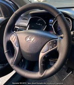 Hyundai i30 Elentra Araca Özel Dikmeli Direksiyon Kılıfı NOKTA DÜZ MAVİ İPLİ thumbnail 1