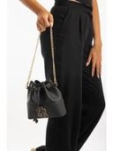 Remuse Büzgülü Model Si̇yah Kadın Omuz Çantası thumbnail 2