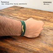 Burca Özel Kılıç Figürlü Hakiki Koyu Yeşil Derili 14 Ayar Altın Plakalı Hediye Bileklik-385 thumbnail 3