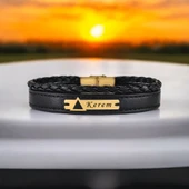 İsme Özel Üçgen Motifli Hakiki Siyah Derili 14 Ayar Altın Plakalı Hediye Bileklik-390 thumbnail 3