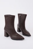 Muggo CODİ Sivri Burun Kalın Topuklu Fermuarlı Kadın Bot thumbnail 2