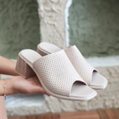 Zanna Bej Cilt Topuklu Terlik thumbnail 4