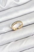 Pirinç Gold Renk Sıralı Zirkon Taşlı Kutup Yıldızı Model Kadın Yüzük - 1