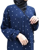 Noktalı Çiçek Desen Kruvaze Namaz Elbisesi – %100 Viskon, Yandan Bağlamalı, Rahat Kalıp 36-46 Beden - 3