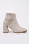 Muggo CANDORA Sivri Burun Kroko Desenli Toka Detaylı Kalın Topuklu Fermuarlı Kadın Bot - 8