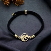 İsme Özel Aslan Motifli Siyah İpek Örgülü 14 Ayar Altın Plakalı Hediye Bileklik-411 thumbnail 1