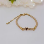 Harfe Özel 14 Ayar Altın Plakalı Kalp Figürlü Hasır Kordonlu Hediye Bileklik-414 thumbnail 1