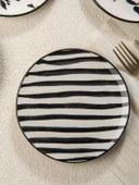 Black Fleur 6lı Pasta Tabağı Seti- 19 cm. thumbnail 2