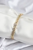 Pirinç VIP Seri Gold Renk Zincir Model Kalpli Zirkon Taşlı Kadın Bileklik - TJ-BB7929 thumbnail 1