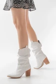 LS-1860 Beyaz Körüklü Kalın Topuklu Günlük Kadın Bot thumbnail 1