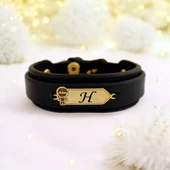 Harfe Özel 14 Ayar Altın Plakalı Erkek Çocuk Motifli Hakiki Siyah Derili Hediye Bileklik-423 thumbnail 1