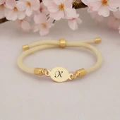 Harfe Özel 14 Ayar Altın Plakalı Oval Motifli Beyaz İpek Örgülü Hediye Bileklik-424 thumbnail 1