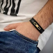 İsme Özel Dikdörtgen Motifli Hakiki Siyah Derili 14 Ayar Altın Plakalı Hediye Bileklik-437 thumbnail 2