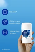 Nivea Kadın Stick Deodorant Derma Control Defend 50 ml,72 Saat Koruma,Alkolsüz,Hyaluron,Pro Vitamin - 3