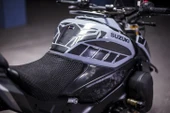 SUZUKİ - GSX-S1000 İle Uyumlu Kaydırmaz 6D Karbon 40 Parça Tank Pad Seti GC81 thumbnail 7