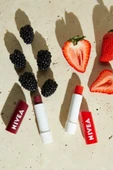Nivea Bakım Yapan Dudak Bakım Kremi Black Berry 4,8 gr - 5