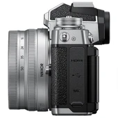 Nikon Z fc 16-50mm VR Lensli Vlogger Kit - 5