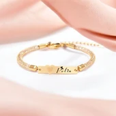 İsme Özel Kalp Figürlü Hasır Kordonlu 14 Ayar Altın Plakalı Hediye Bileklik-457 thumbnail 1