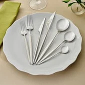 Karaca Elegance Braga Platin 12 Kişilik 84 Parça Çatal Kaşık Bıçak Takımı thumbnail 1