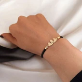 İsme Özel Taç Figürlü Doğal Siyah Derili 14 Ayar Altın Plakalı Hediye Bileklik-462 thumbnail 2