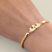 Harfe Özel 14 Ayar Altın Plakalı Taç Motifli Hakiki Altın Renkli Derili Derili Hediye Bileklik-463 thumbnail 4