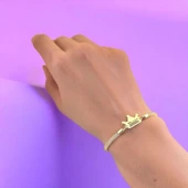 İsme Özel Taç Figürlü Hasır Kordonlu 14 Ayar Altın Plakalı Hediye Bileklik-464 thumbnail 2