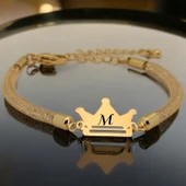 Harfe Özel 14 Ayar Altın Plakalı Taç Figürlü Hasır Kordonlu Hediye Bileklik-464 thumbnail 1