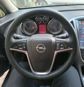 DİKİŞLİ DİREKSİYON KILIFI NOKTALI DERİ MAVİ DİKİŞLİ OPEL ASTRA INSİGNİA İÇİN thumbnail 1