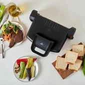 Karaca Future Essential Tost Makinesi Matte Black 1800 W 4 Dilim Kapasiteli thumbnail 2