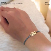 Burca Özel Taç Figürlü Mavi Taş Desenli Zincirli 14 Ayar Altın Plakalı Hediye Bileklik-466 thumbnail 4