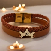 Harfe Özel 14 Ayar Altın Plakalı Taç Motifli Doğal Kahverengi Derili Hediye Bileklik-467 thumbnail 1