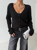 Küçük düğmeli küçük örgülü triko hırka siyah thumbnail 1