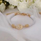 İsme Özel Ay Motifli Doğal Beyaz Derili 14 Ayar Altın Plakalı Hediye Bileklik-477 thumbnail 1