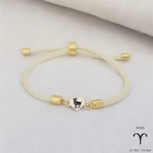 Burca Özel Kalp Figürlü Beyaz İpek Örgülü 14 Ayar Altın Plakalı Hediye Bileklik-478 thumbnail 1