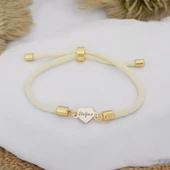 İsme Özel Kalp Figürlü Beyaz İpek Örgülü 14 Ayar Altın Plakalı Hediye Bileklik-478 thumbnail 1