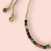 Harfe Özel Zincirli 14 Ayar Altın Plakalı Taç Motifli Renkli Taş Desenli Hediye Bileklik-489 thumbnail 5