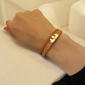 Sembole Özel Hakiki Kahverengi Derili 14 Ayar Altın Plakalı Taç Figürlü Hediye Bileklik-491 thumbnail 2