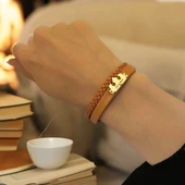 İsme Özel Taç Figürlü Hakiki Kahverengi Derili 14 Ayar Altın Plakalı Hediye Bileklik-491 thumbnail 2