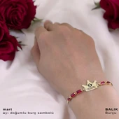 Burca Özel Taç Figürlü Kırmızı Taş Desenli Zincirli 14 Ayar Altın Plakalı Hediye Bileklik-496 thumbnail 2