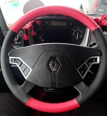 DİKİŞLİ DİREKSİYON KILIFI SİYAH DERİ KIRMIZI DERİ SİYAH DİKİŞLİ RENAULT TIR KAMYON (FOTODAKİ) thumbnail 1