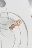 Pirinç Gold Renk Zirkon Taşlı Bal Peteği Model Kadın Kıkırdak Küpe - TJ-BKP10582 - 1